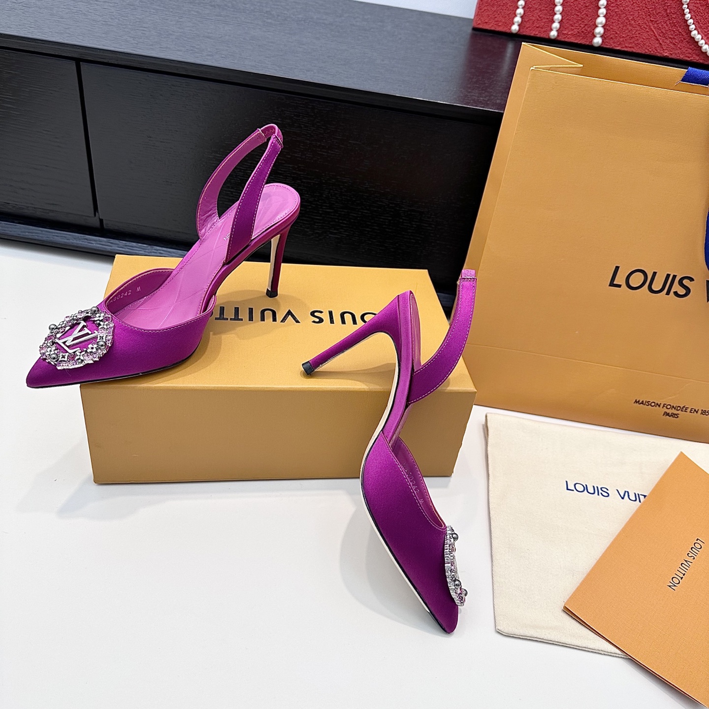 Women's high heels